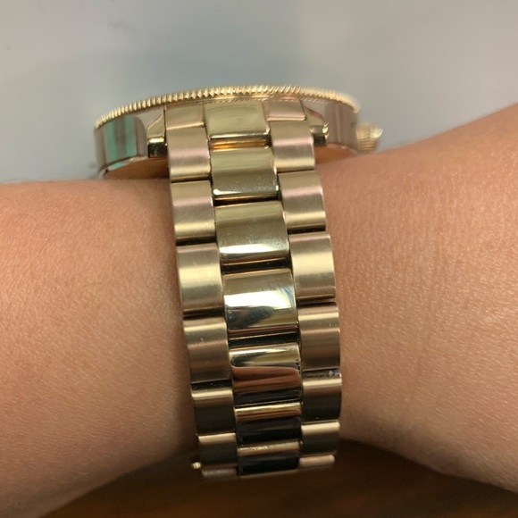 Fossil QVenture Gen3 SmartWatch-Gold/Link Bracelet - Picture 8 of 9